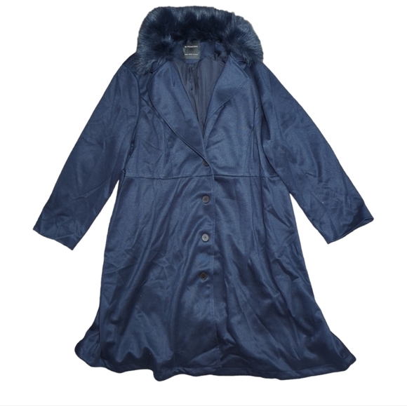 NWT BloomChic Single Breasted Fuzzy Trim Pea Coat Size 18-20 / 2X - Picture 4 of 10